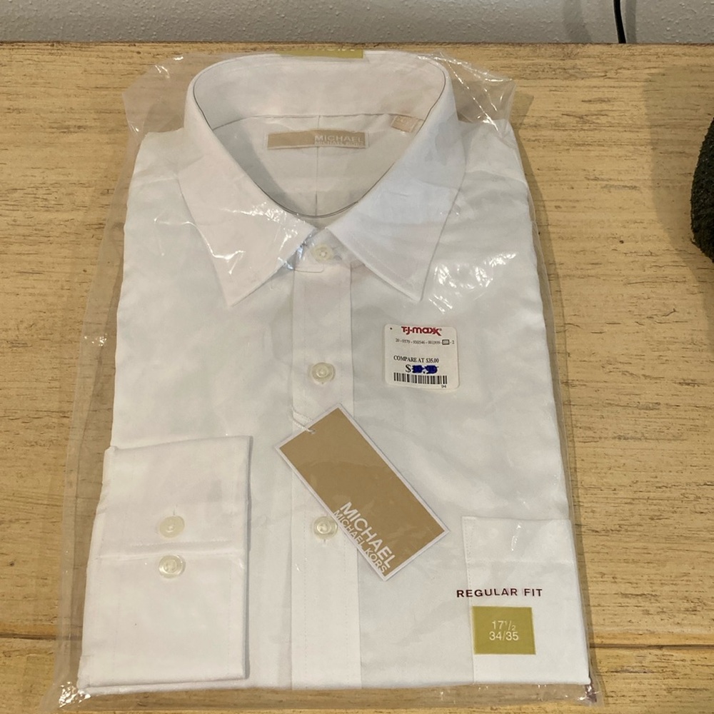 NWT! MICHAEL KORS BUTTON DOWN MENS SHIRT!